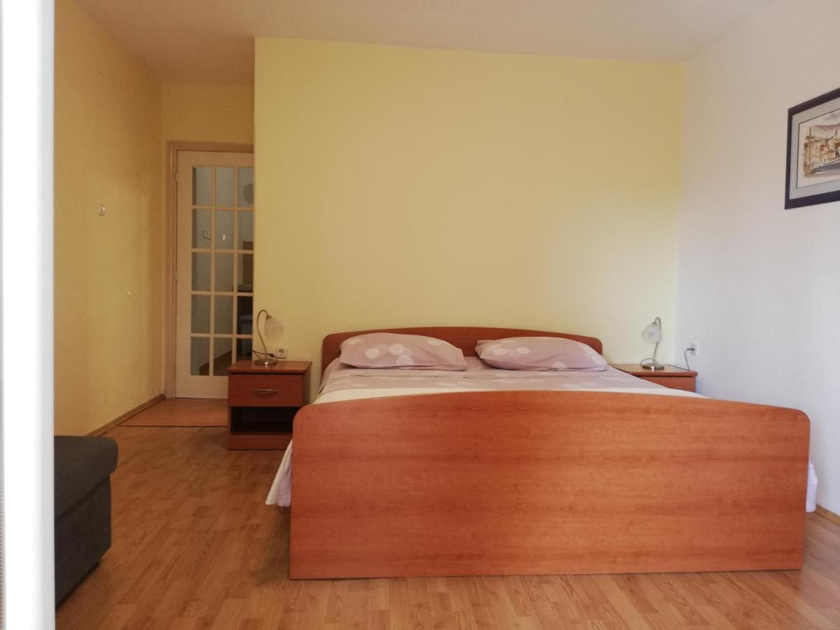 Mitan Apartman 图彻皮 外观 照片