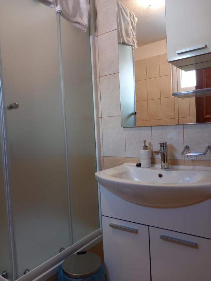 Mitan Apartman 图彻皮 外观 照片