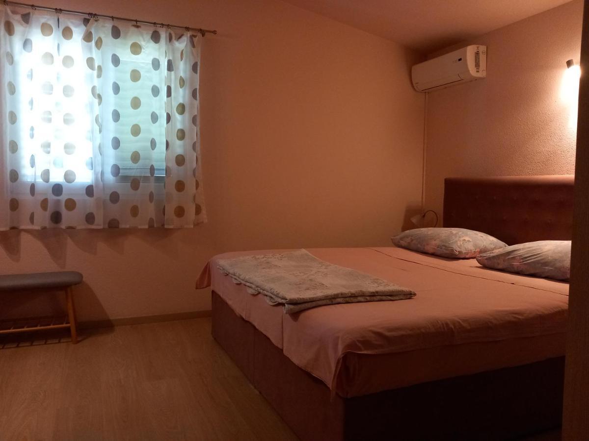 Mitan Apartman 图彻皮 外观 照片