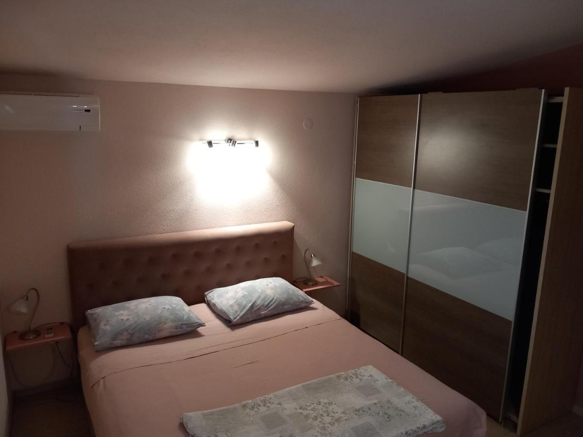 Mitan Apartman 图彻皮 外观 照片