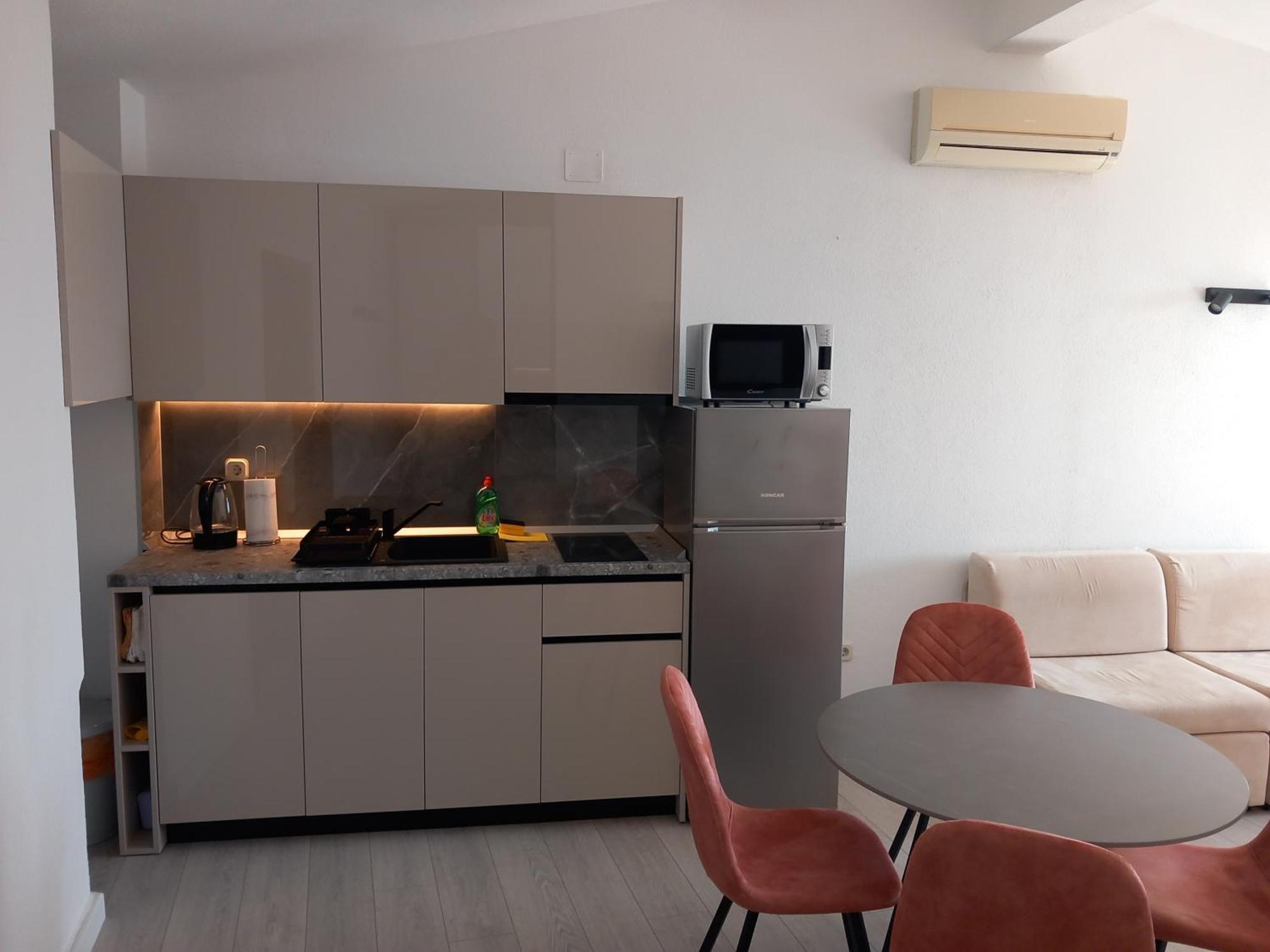 Mitan Apartman 图彻皮 外观 照片