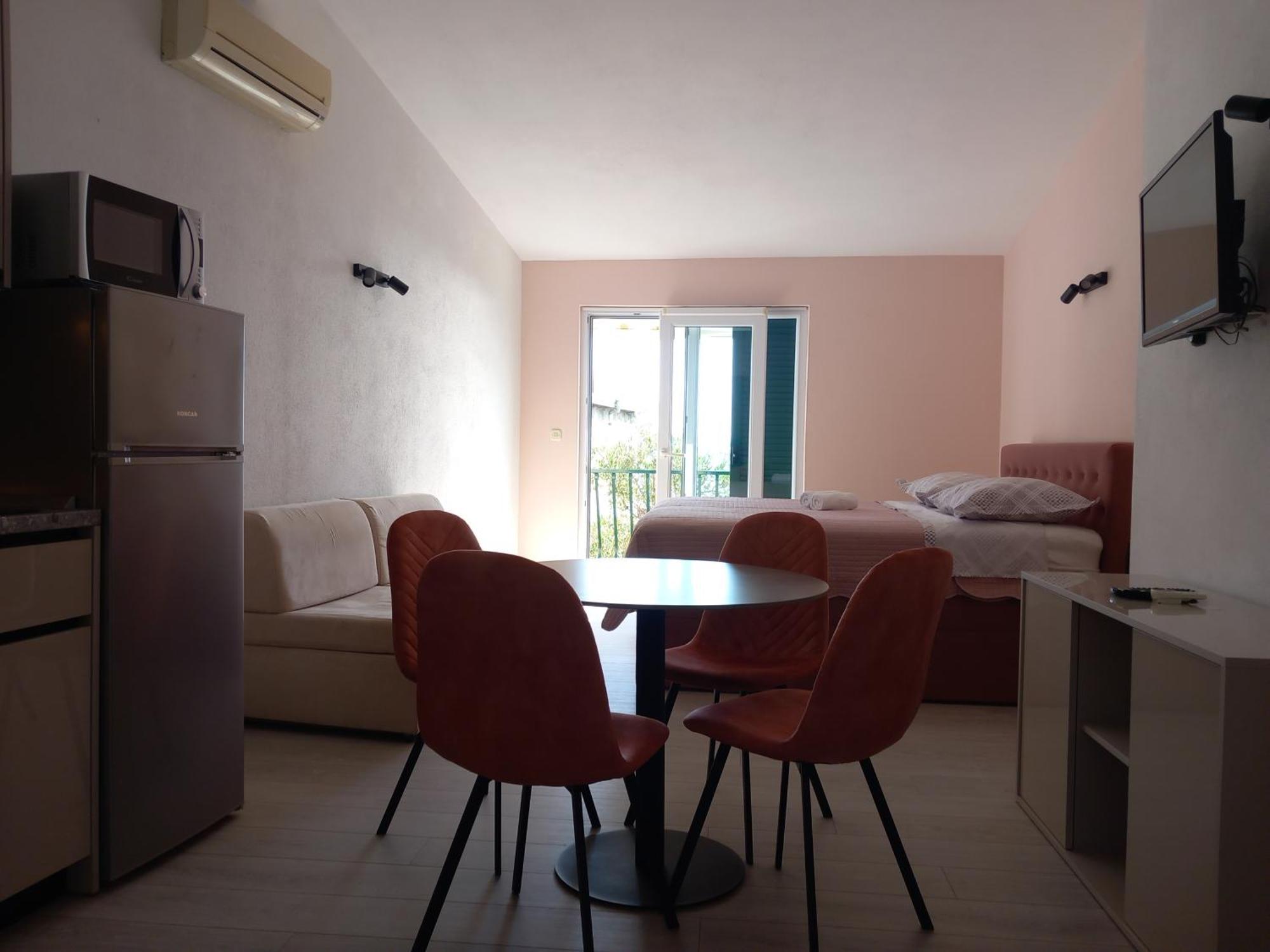 Mitan Apartman 图彻皮 外观 照片