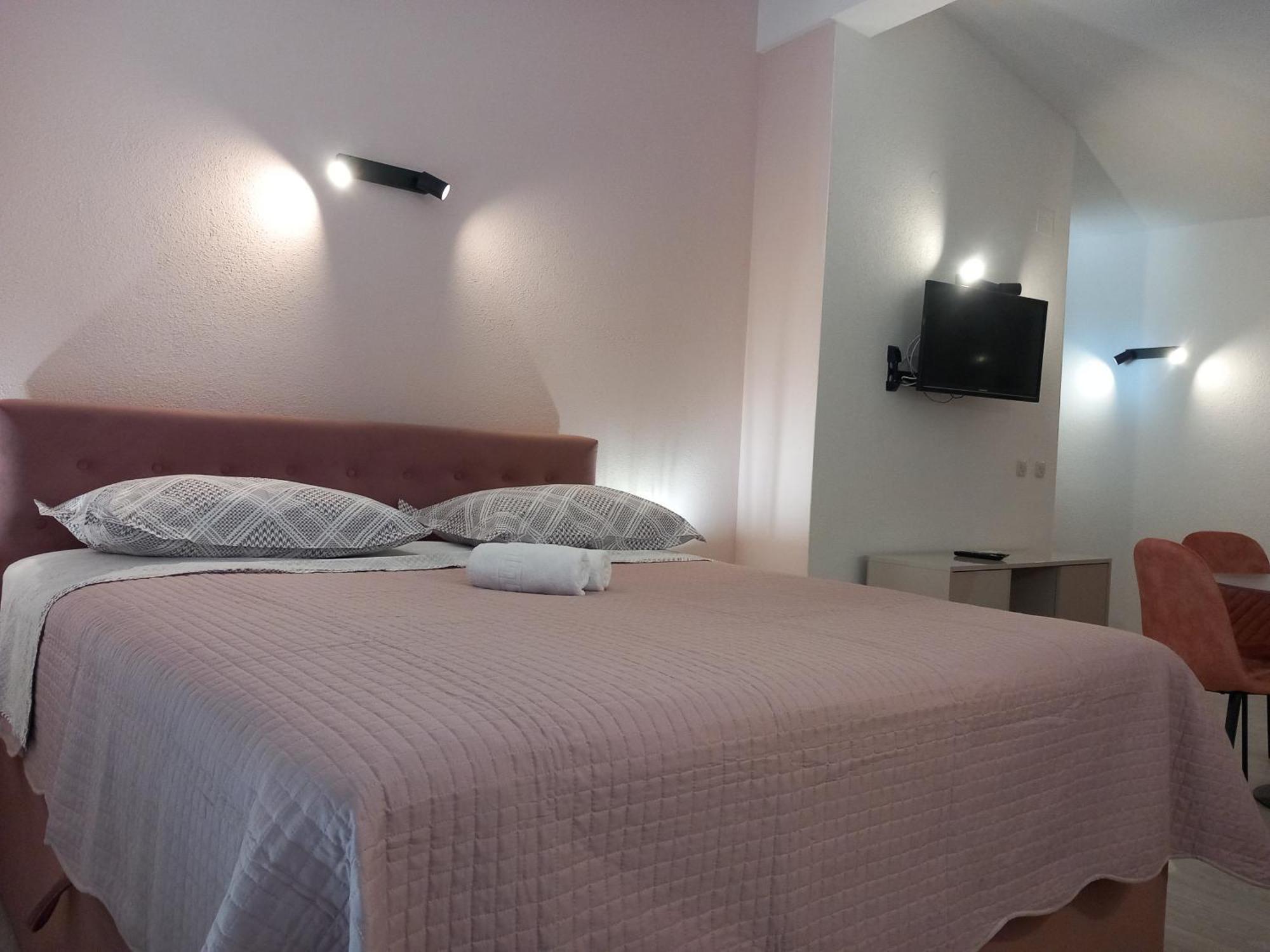 Mitan Apartman 图彻皮 外观 照片