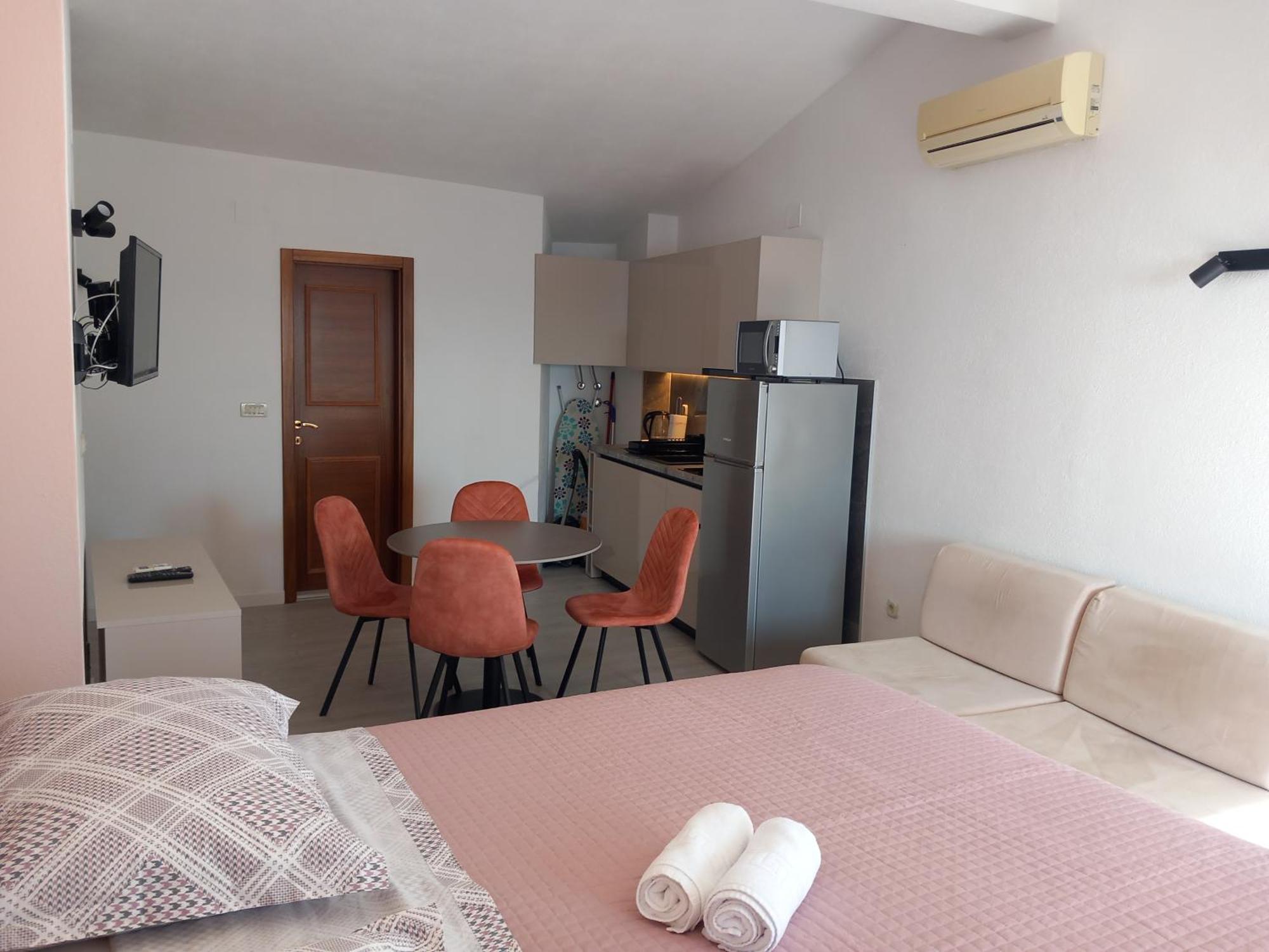 Mitan Apartman 图彻皮 外观 照片