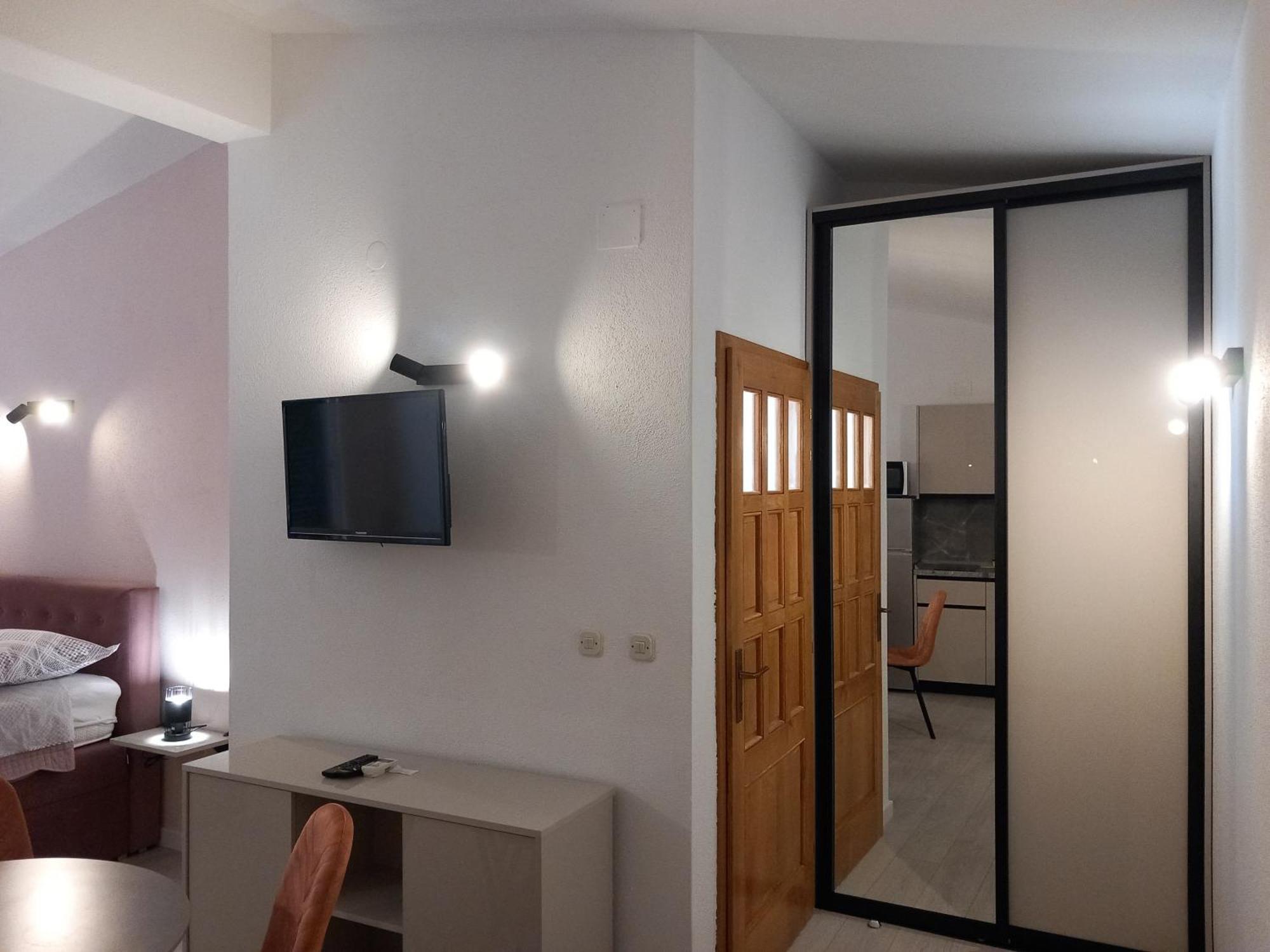 Mitan Apartman 图彻皮 外观 照片
