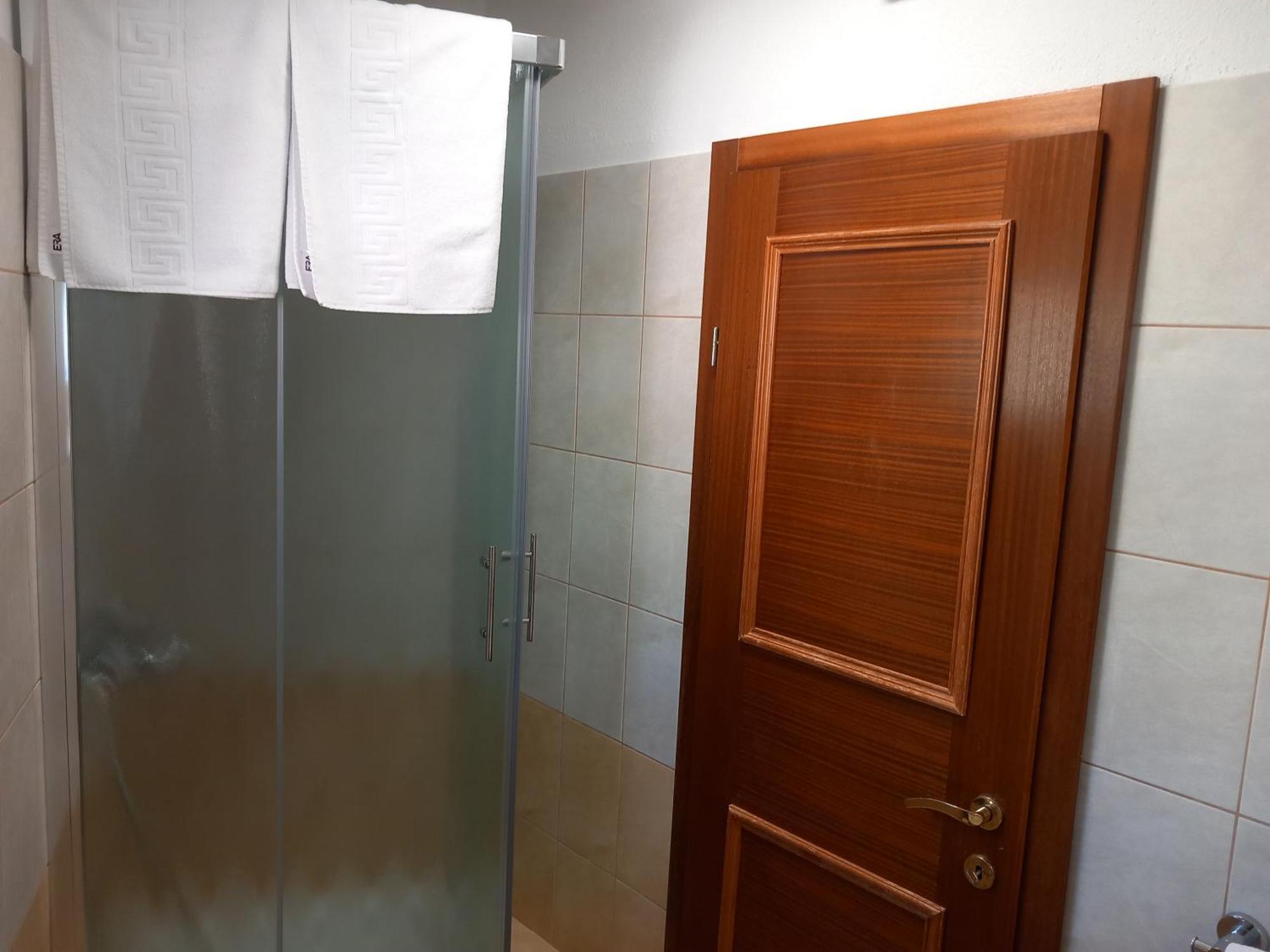 Mitan Apartman 图彻皮 客房 照片